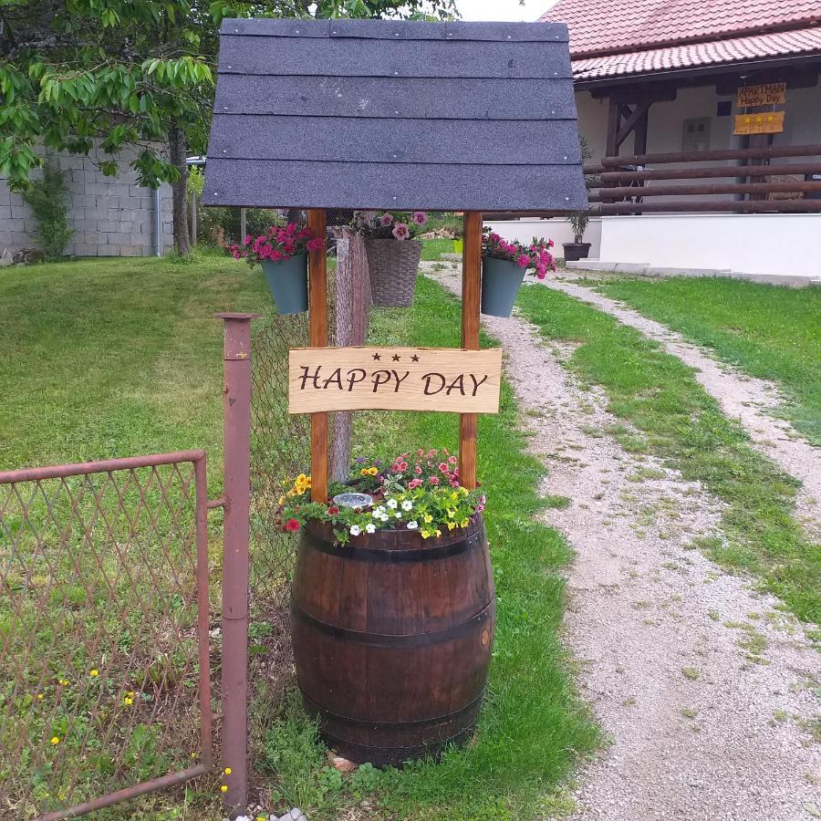 Guest House Happy Day Slunj Esterno foto