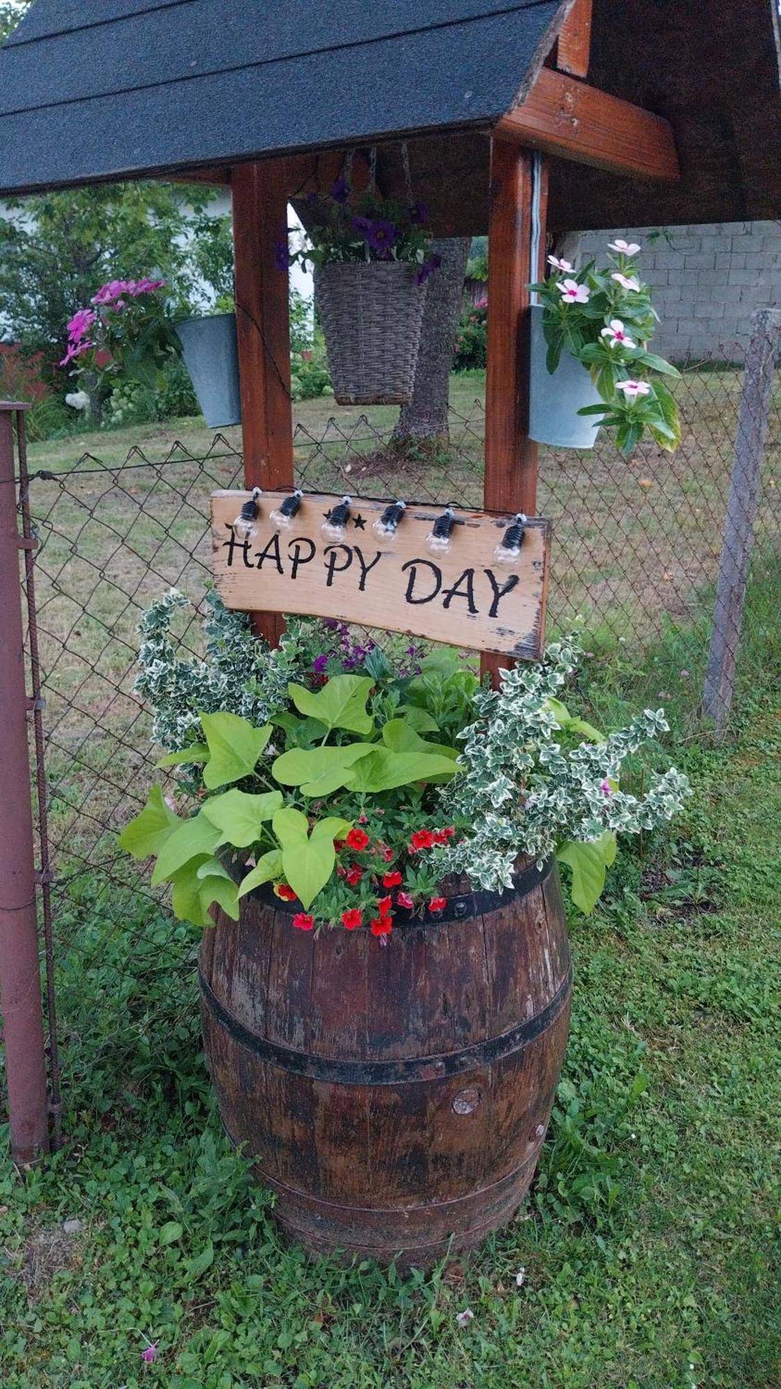 Guest House Happy Day Slunj Esterno foto