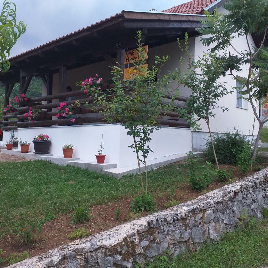 Guest House Happy Day Slunj Esterno foto